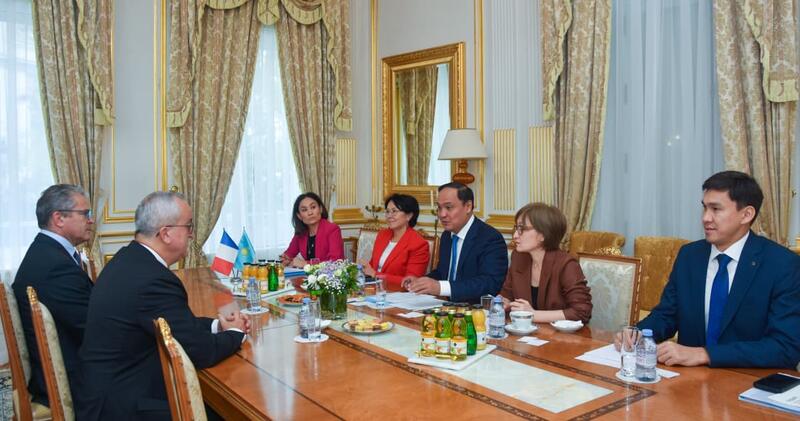 Делегация Жамбылской области провела переговоры во Франции по развитию инвестиционного сотрудничества