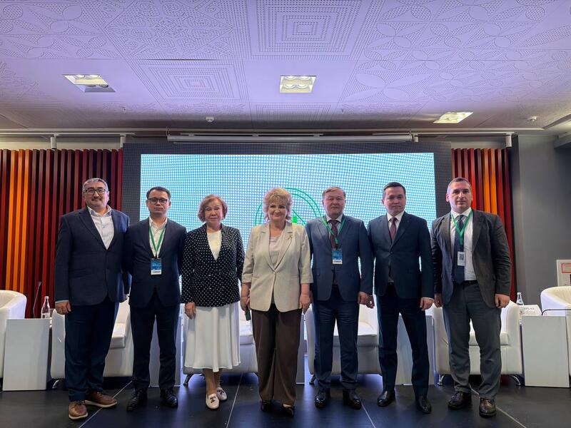 В АЛМАТЫ ОБСУДИЛИ КЛЮЧЕВЫЕ НАПРАВЛЕНИЯ РАЗВИТИЯ ФАРМАЦЕВТИЧЕСКОЙ ОТРАСЛИ