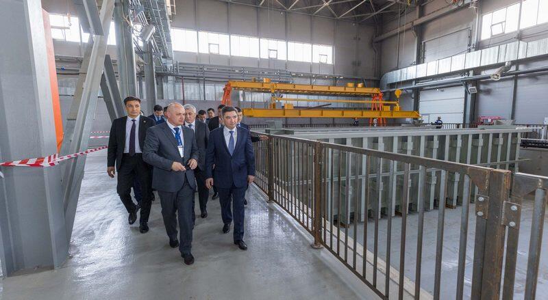 Олжас Бектенов в Карагандинской области проверил реализацию поручений Президента по развитию промышленности, ЖКХ и АПК