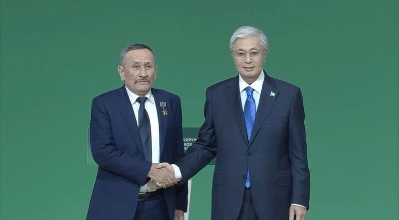 Ветеран сельского хозяйства Мангистау получил награду из рук Президента