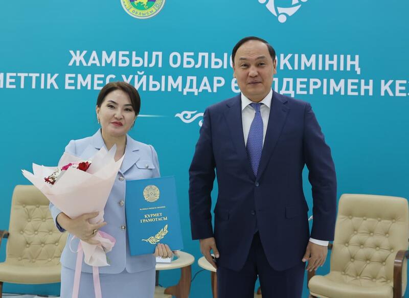 Ербол Карашукеев встретился с представителями НПО