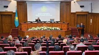 Председатель Агентства встретился с коллективом Министерства науки и высшего образования