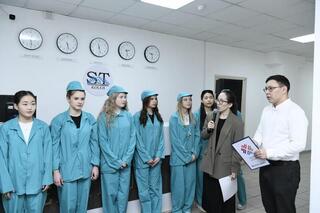 В Астане прошел конкурс «Үздік тазалаушы-2025» среди студентов колледжа