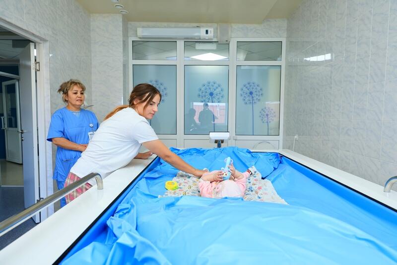 Развитие здравоохранения: 14 проектов в медицине реализует фонд «Қазақстан халқына» в Карагандинской области