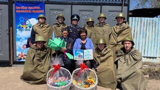 101-летнего ветерана ВОВ поздравили сотрудники ДУИС