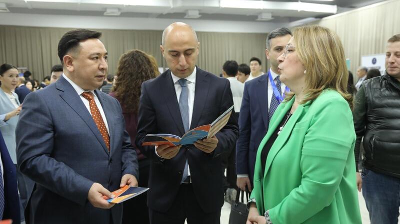 Казахстанские абитуриенты выиграли гранты Азербайджана