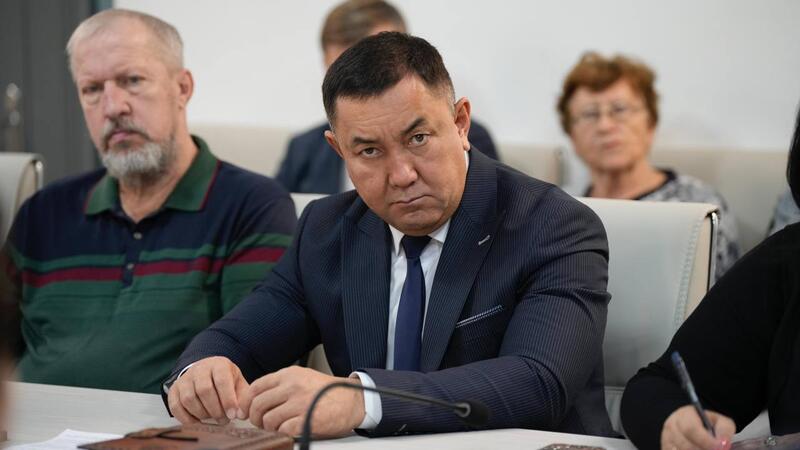 В районе Алтай прошла встреча населения с советником Президента РК