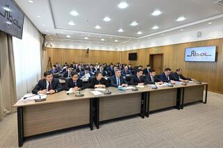 В области Абай усилили меры по борьбе с саранчой