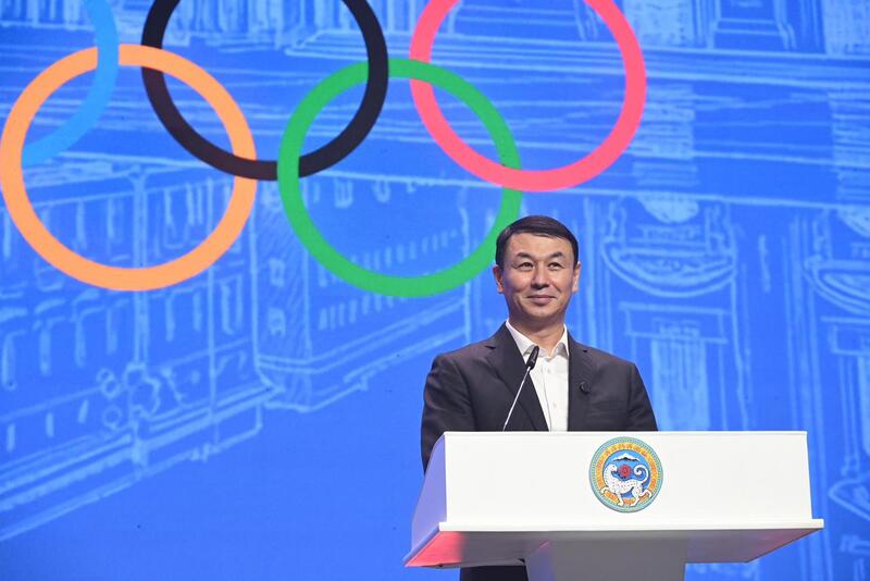 Жилищные и денежные сертификаты: как в Алматы наградили участников Олимпиады