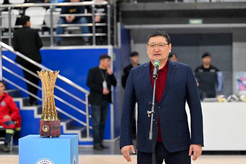 В Семее прошла акция в поддержку проекта новой Конституции