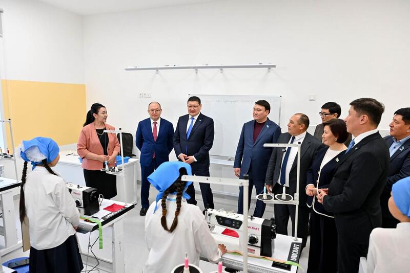 В Семее открылась новая школа на 300 мест