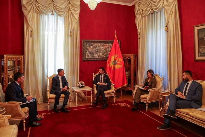 Посол Казахстана вручил верительные грамоты Президенту Черногории