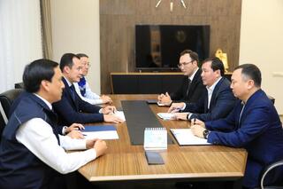 Аким области и глава QazaqGaz обсудили ход подготовки к отопительному сезону