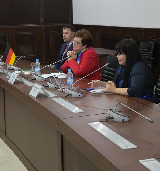 Аким Павлодарской области встретился с послом Германии в Казахстане