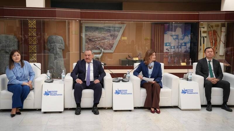 Будущее без отходов: в Казахстане наградили победителей конкурса «CYCLELAB: Экология будущего»