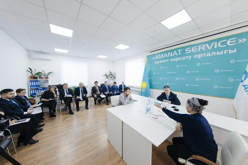 Серик Шапкенов провёл личный приём жителей Атырауской области