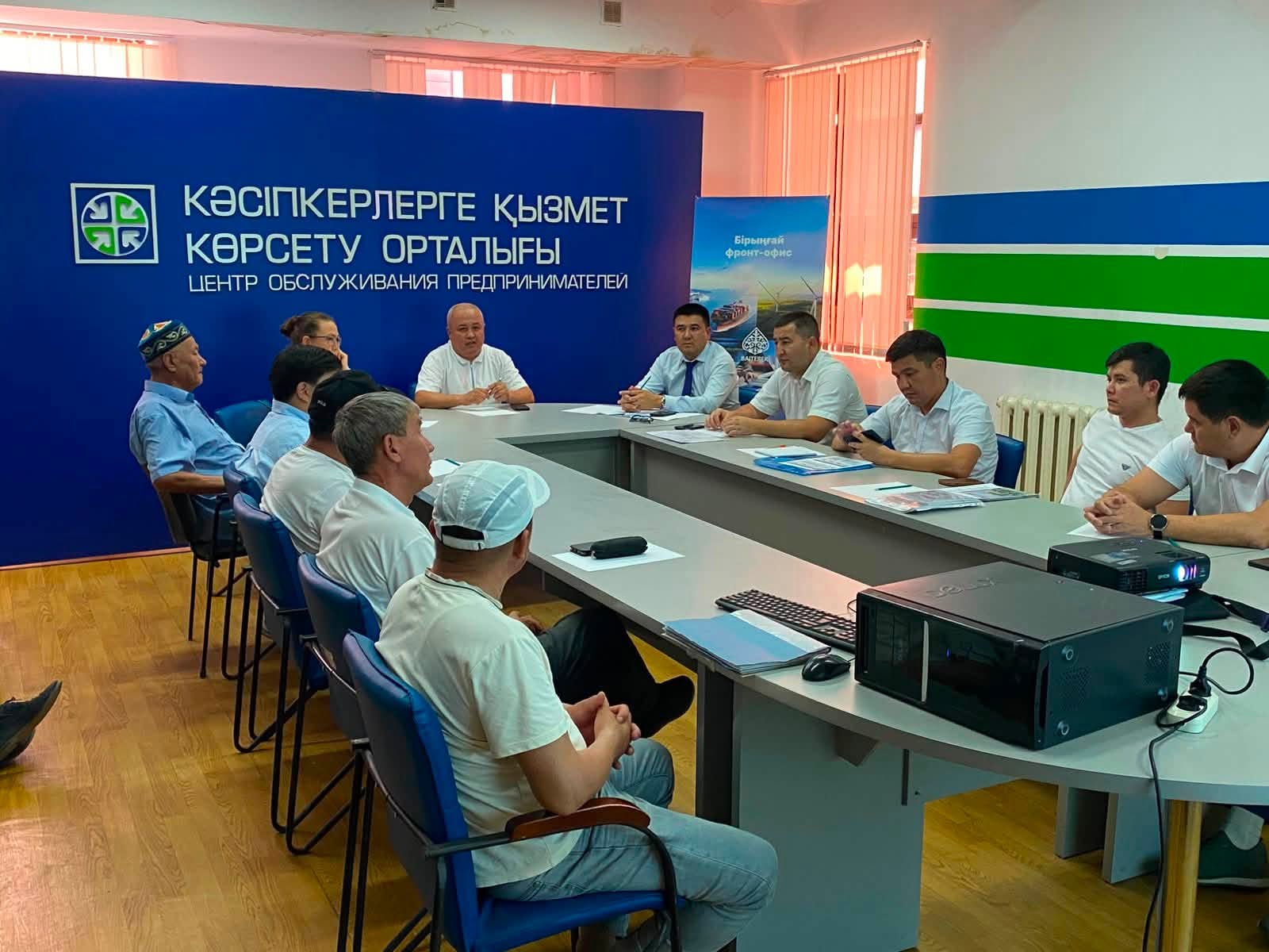 Господдержка становится ближе: «Даму» провёл более 2,6 тыс. консультаций через мобильные фронт-офисы