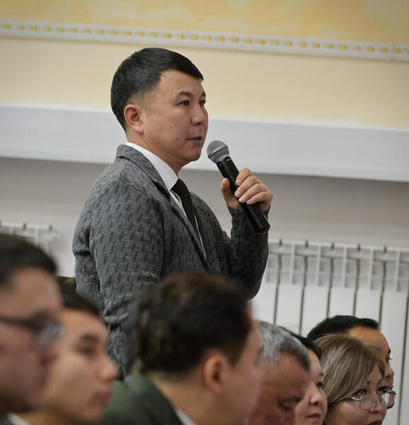 Аким Павлодарской области Асаин Байханов встретился с жителями Баянаульского района