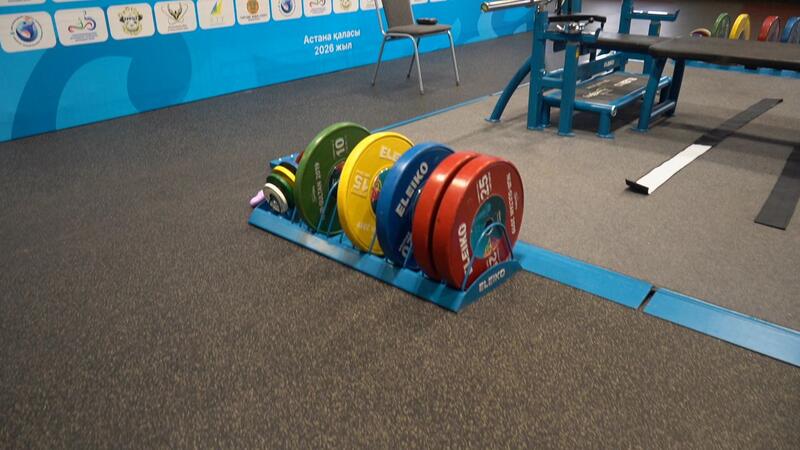 Спортсмены Астаны завоевали несколько медалей на чемпионате страны по пара пауэрлифтингу