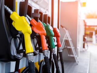 Казахстан полностью обеспечивает себя бензином — Ерлан Аккенженов