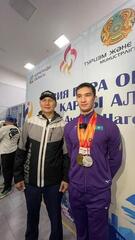 С шашу, цветами и объятиями: в Караганде встретили героев Параазиатских игр