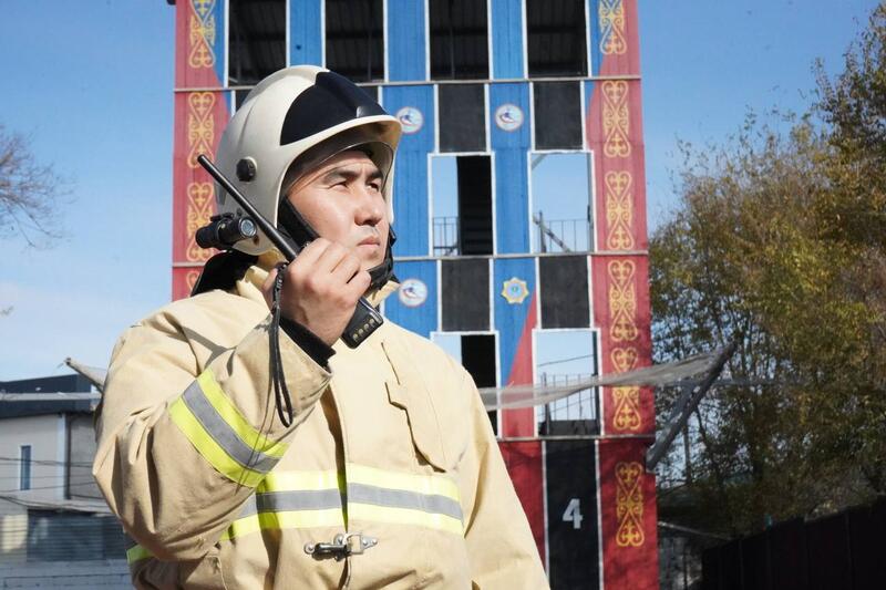 Герои среди нас: пожарный Арман Сарыбаев