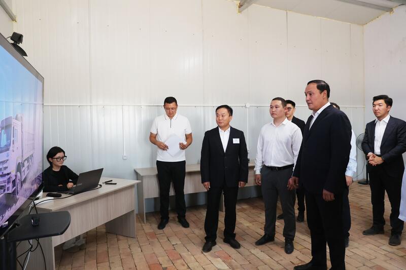 Улучшение городской среды, аквакультура, промышленный сектор — рабочая поездка Е. Карашукеева в Шуский район