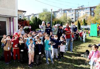 Алматинские спасатели обучили малышей действиям при землетрясении