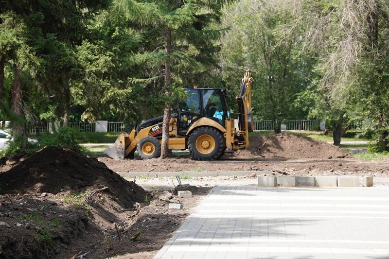 В Усть-Каменогорске возле областной филармонии появится сквер с двумя фонтанами