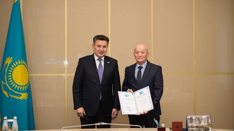 В Восточном Казахстане вручили госнаграды в честь Дня Независимости