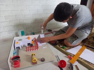 Актюбинский школьник предложил проект завода по производству стройматериалов из отходов