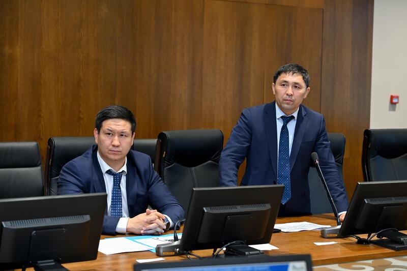 Обсуждено состояние строительных объектов в регионе