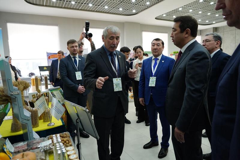 В Астане обсудили развитие отечественного семеноводства