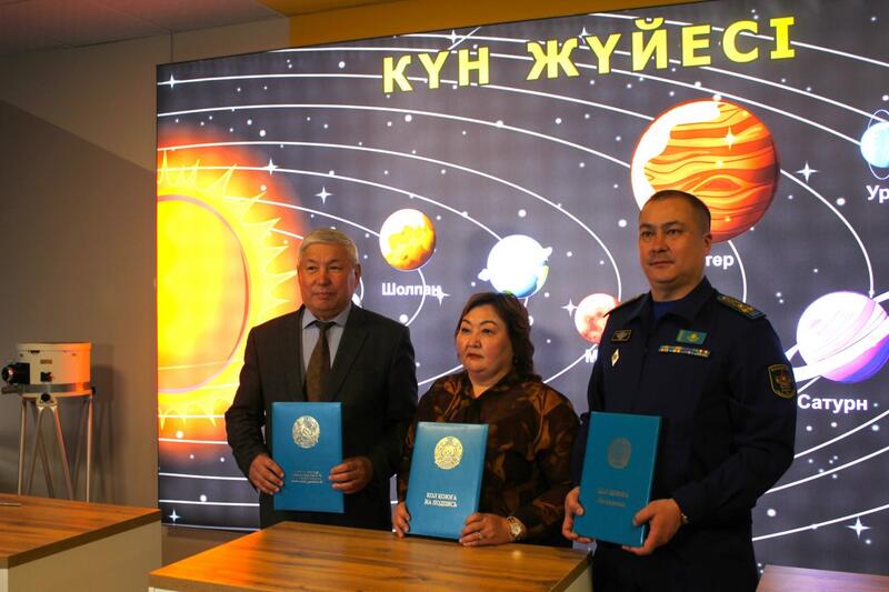 День космонавтики: в Актобе расширяют подготовку молодежи по авиационному и научному профилю