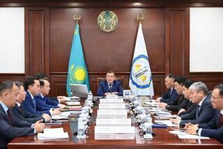 Рассмотрен прогноз социально-экономического развития на 2027-2029 годы