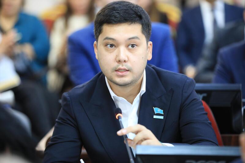 Асхат Шахаров поделился планами развития региона на сессии маслихата