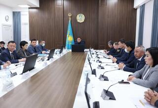 Е. Карашукеев поручил коммунальным службам региона перейти на усиленный режим работы
