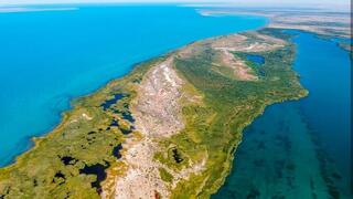 Озеро Балхаш в топе-20 туристических мест Казахстана