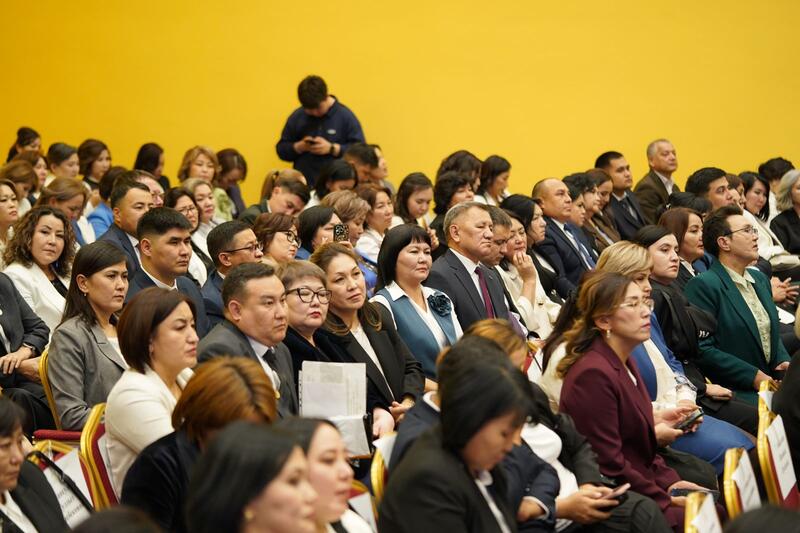 Жулдыз Сулейменова вручила сертификаты 403 резервистам проекта «1000 лидеров изменений в образовании»