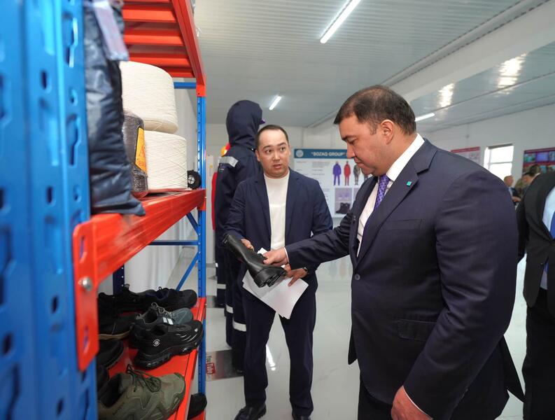 ТУРКЕСТАН: ЦЕХ В СОЗАКЕ ПРИСТУПИЛ К ОБЕСПЕЧЕНИЮ МЕСТНЫХ ПРЕДПРИЯТИЙ СПЕЦОДЕЖДОЙ И ПЕРЧАТКАМИ