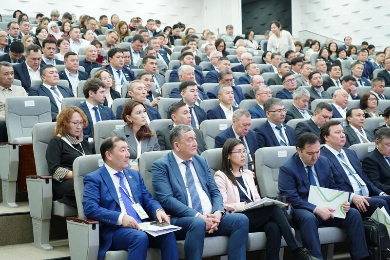 В Астане обсудили развитие отечественного семеноводства