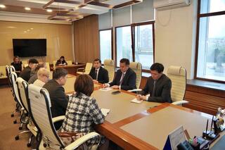 Аким ВКО провел встречу с омбудсменами