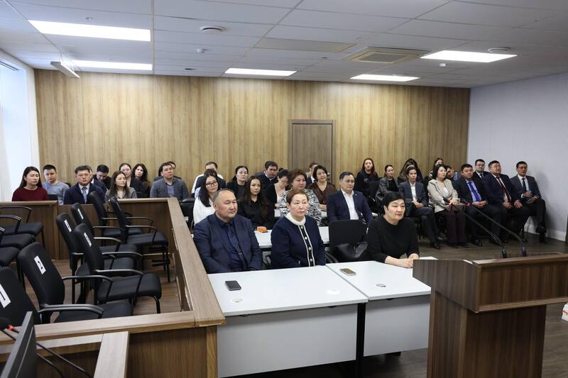Магистранты Академии правосудия при Высшем Судебном Совете посетили Специализированный межрайонный суд по уголовным делам города Астаны