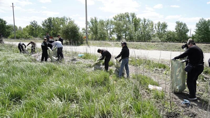 «Чистый город – чистая среда»: в поселке Водный города Семей прошла экологическая акция