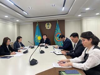 Расширен перечень услуг по ОСМС: почему важно быть застрахованным, обсудили на совещании в Астане