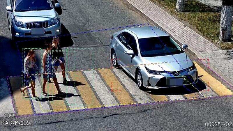 В Караганде «умные» переходы помогают предотвращать ДТП