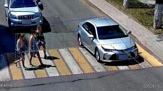 В Караганде «умные» переходы помогают предотвращать ДТП  