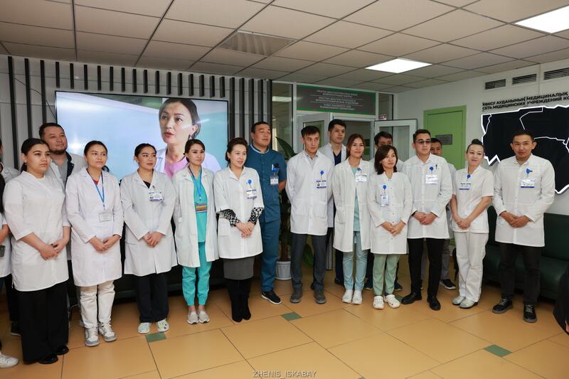 18 молодых специалистов-медиков прибыли на работу в Коксуский район