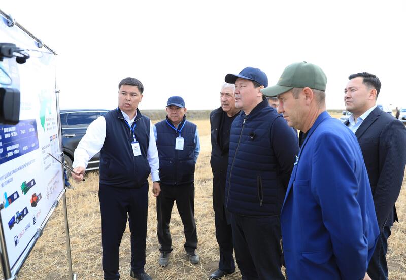 Глава региона Асхат Шахаров с рабочей поездкой находится в Айтекебийском районе