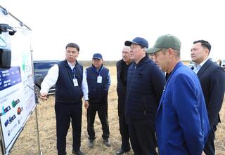 Глава региона Асхат Шахаров с рабочей поездкой находится в Айтекебийском районе